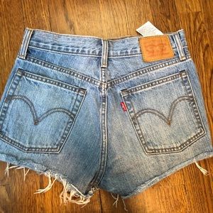 Vintage Levi High Waisted shorts